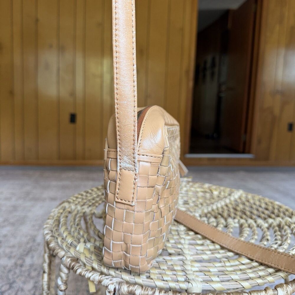 Able Valerie Leather Crossbody Bag In Pebble -Tan Cream Woven Midi Sac - Picture 5 of 16
